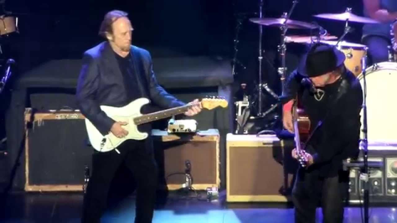 Image - #NeilYoung  #StephenStills<br />
...and Neil makes a promise:<br />
https://www.youtube.com/watch?v=RXl3LTGMe...