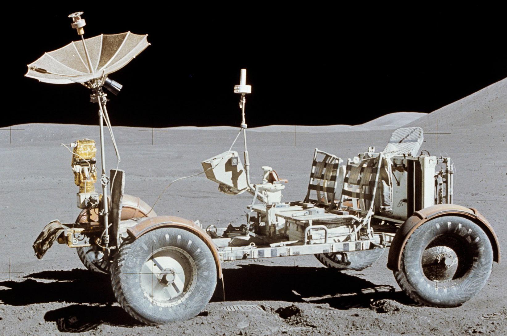 Image - First hydrogen fuel cell vehicle c. 1971.  The keys are still in it, let's go for a ride on the moon. - Post 341